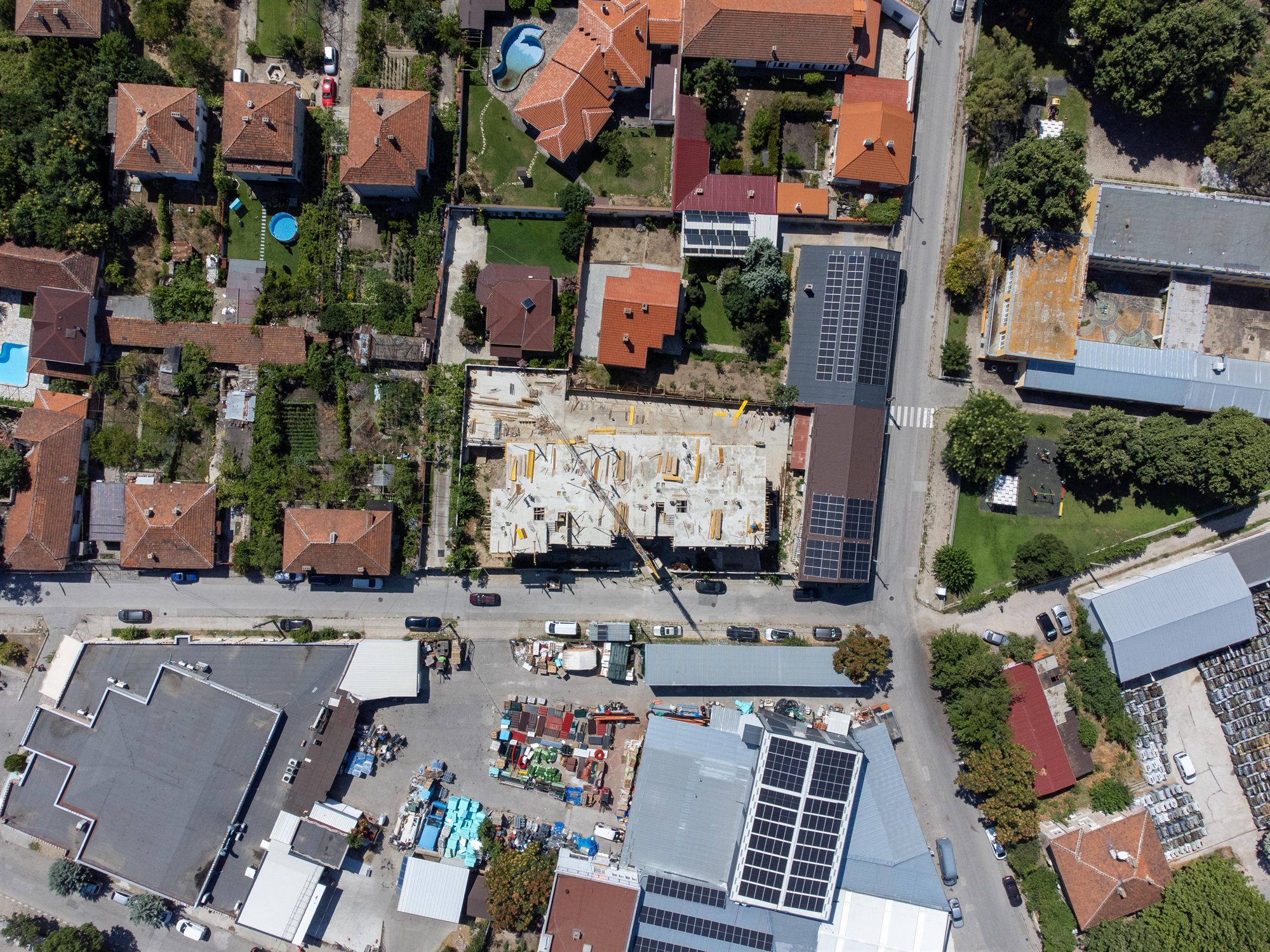 Amber Residence — plot and neighbourhood, Stamboliyski